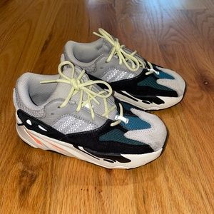 Yeezy 700